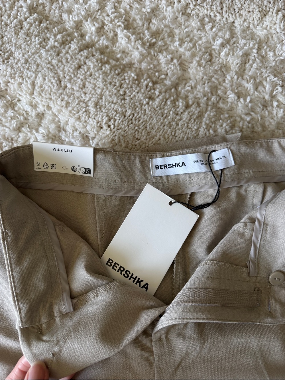 Bershka Men's Wide-Leg Chinos in Light Taupe